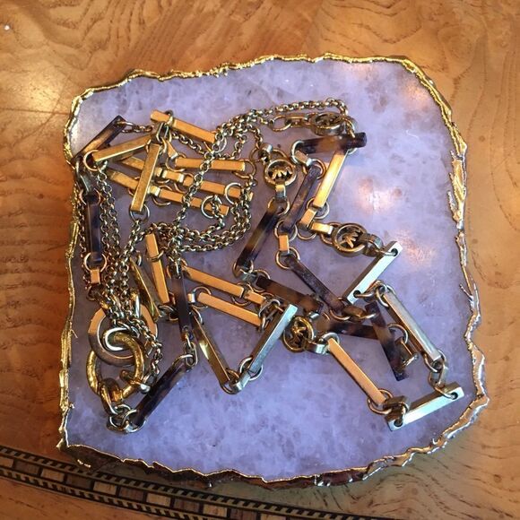 KORS’ 3 Strand TortoiseShell & Gold Necklace - Picture 3 of 9